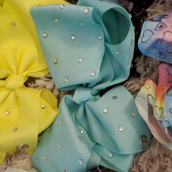 JoJo Siwa bows - Picture 6 of 16